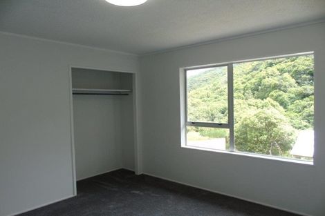 Photo of property in 107 South Karori Road, Karori, Wellington, 6012