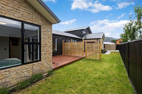 Photo of property in 2 Headley Drive, Lower Shotover, Queenstown, 9304