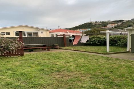 Photo of property in 7 Cruickshank Street, Kilbirnie, Wellington, 6022
