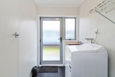 Photo of property in 38 Barnard Road, Fairy Springs, Rotorua, 3015