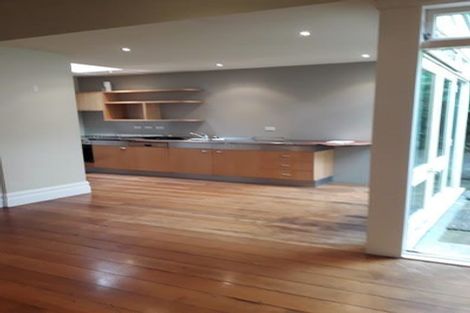 Photo of property in 54 Salamanca Road, Kelburn, Wellington, 6012