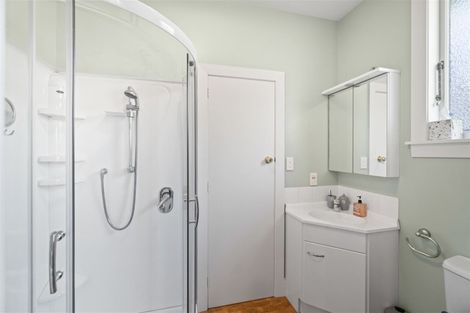 Photo of property in 52 Kilmarnock Street, Riccarton, Christchurch, 8011