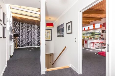 Photo of property in 1/3 Sylvia Place, Acacia Bay, Taupo, 3330