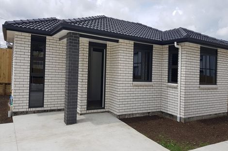 Photo of property in 71 Kenderdine Road, Papatoetoe, Auckland, 2025