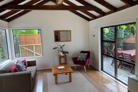 Photo of property in 38 Peterhouse Street, Tawa, Wellington, 5028