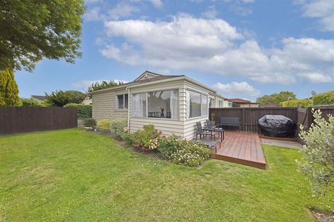 Photo of property in 1/20 Heaphy Place, Casebrook, Christchurch, 8051