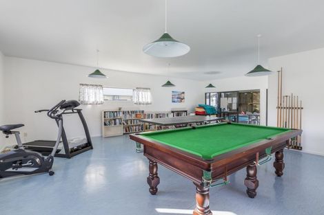 Photo of property in 15e Puriri Avenue, Orewa, 0931