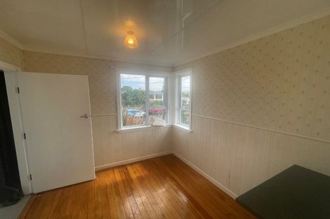 Photo of property in 32 Watene Crescent, Waitara, 4320