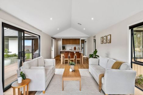 Photo of property in 11 Pisa Moorings Road, Mount Pisa, Cromwell, 9383