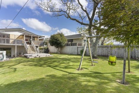 Photo of property in 207 Weka Street, Whangamata, 3620