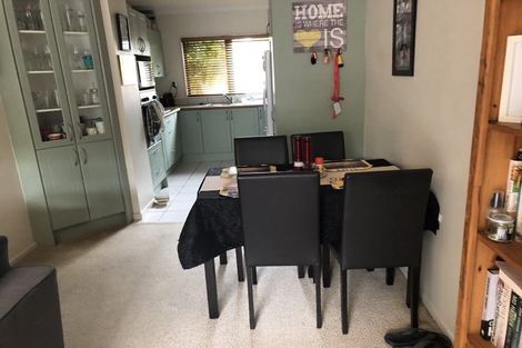 Photo of property in 3/102 Greenhithe Road, Greenhithe, Auckland, 0632