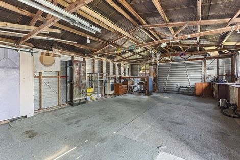 Photo of property in 153 Regan Street, Stratford, 4332