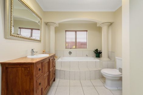 Photo of property in 15 Marick Place, Papamoa Beach, Papamoa, 3118