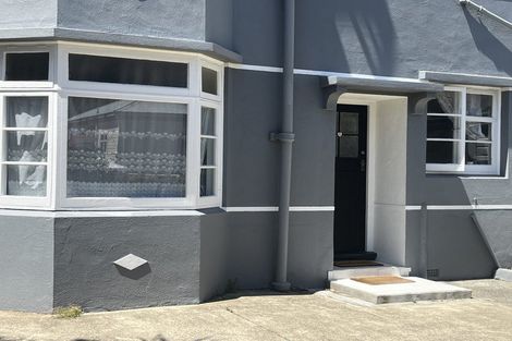 Photo of property in 118 Austin Street, Mount Victoria, Wellington, 6011