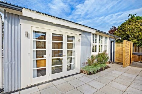 Photo of property in 25 Daniel Street, Martinborough, 5711