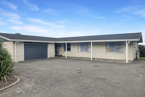 Photo of property in 30 Pirinoa Street, Feilding, 4702