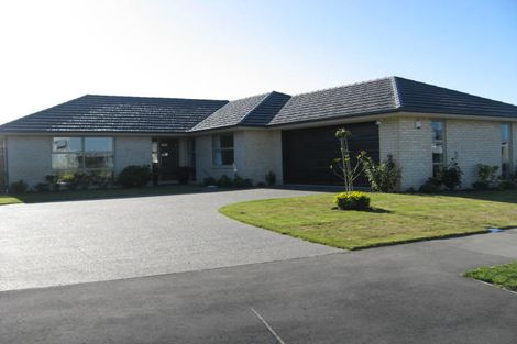 Photo of property in 25 Rolleston Drive, Rolleston, 7614