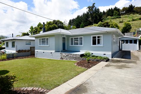 Photo of property in 64 Toi Toi Street, Toi Toi, Nelson, 7010