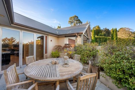 Photo of property in 12 Lakeview Terrace, Taradale, Napier, 4112