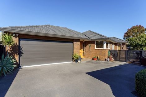 Photo of property in 2/54 Hudson Street, Bryndwr, Christchurch, 8053