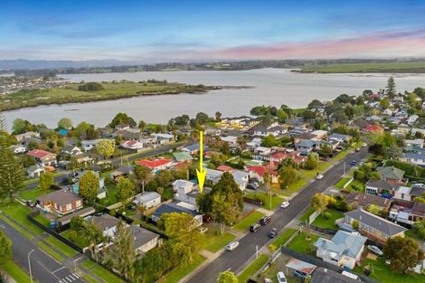 Photo of property in 11 Mail Avenue, Weymouth, Auckland, 2103