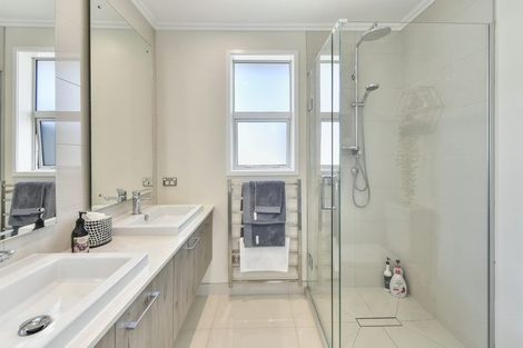 Photo of property in 7 Paso Fino Crescent, Karaka, Papakura, 2113