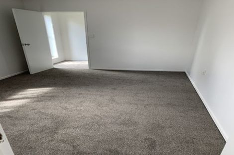 Photo of property in 2/108 Portage Road, New Lynn, Auckland, 0600