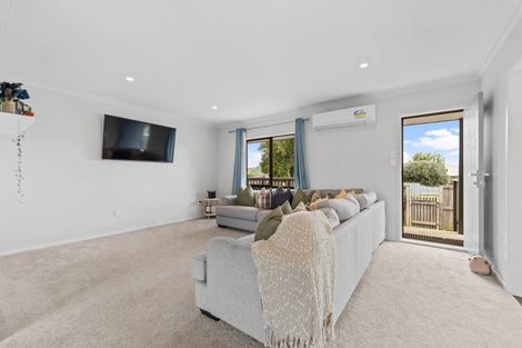 Photo of property in 1 Jasmine Avenue, Dinsdale, Hamilton, 3204