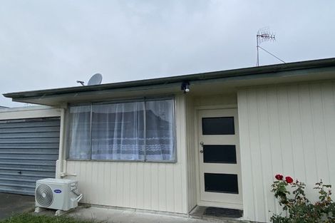 Photo of property in 2/806 Lyell Street, Akina, Hastings, 4122