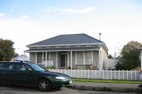 Photo of property in 1 Cecil Place, Waltham, Christchurch, 8023