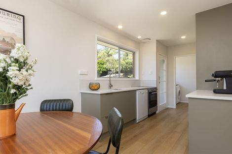 Photo of property in 1 Wirihana Road, Titirangi, Auckland, 0602