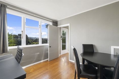 Photo of property in 27 Durham Street, Cannons Creek, Porirua, 5024