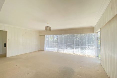 Photo of property in 24 Anarahi Place, Mangere Bridge, Auckland, 2022