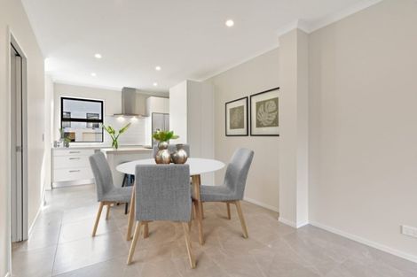 Photo of property in 17 Vincent Mcgrath Crescent, Swanson, Auckland, 0614