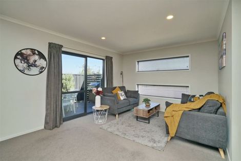 Photo of property in 52 Shillingford Boulevard, Rolleston, 7615