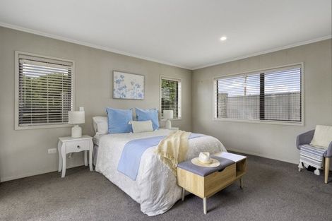 Photo of property in 1 Carroll Place, Owhata, Rotorua, 3010