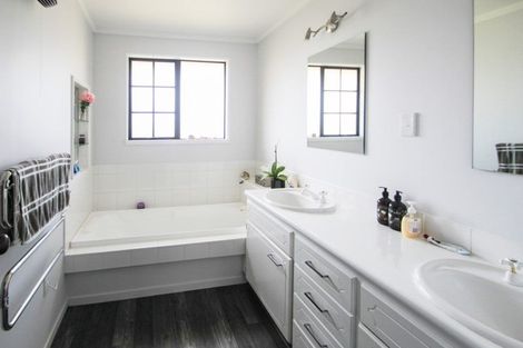 Photo of property in 29 Walbrook Crescent, Oamaru North, Oamaru, 9400