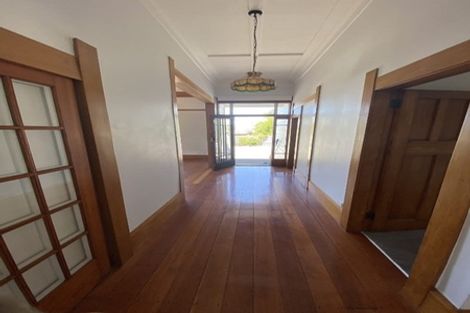 Photo of property in 12 Chaucer Road, Hospital Hill, Napier, 4110