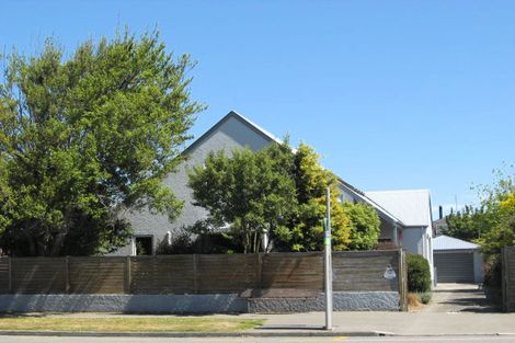 Photo of property in 147 Memorial Avenue, Burnside, Christchurch, 8053