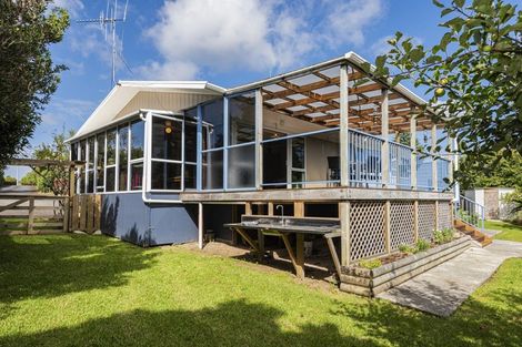 Photo of property in 62 Paramount Parade, Tikipunga, Whangarei, 0112