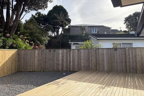 Photo of property in 1/5 Tawa Terrace, Tawa, Wellington, 5028