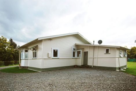 Photo of property in 14 Dalefield Road, Carterton, 5713