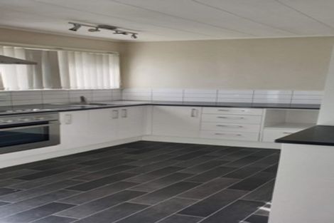 Photo of property in 22 Carter Place, Manurewa, Auckland, 2102