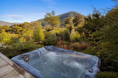 Photo of property in 5 Toki Place, Kaiuma Bay, Havelock, 7178