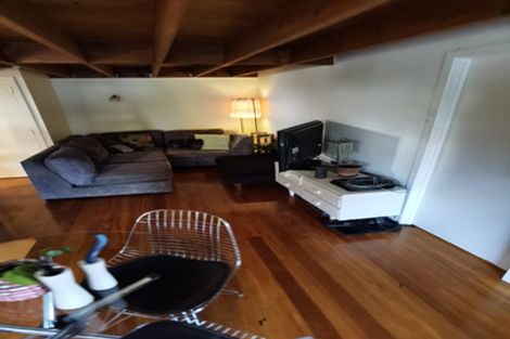 Photo of property in 62 Edgewater Drive, Pakuranga, Auckland, 2010