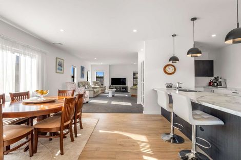 Photo of property in 6 Simon Street, Tawhero, Whanganui, 4501