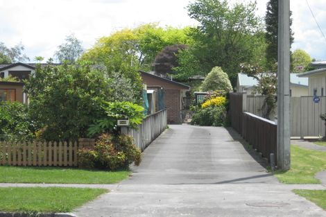 Photo of property in 249 Shakespeare Street, Leamington, Cambridge, 3432