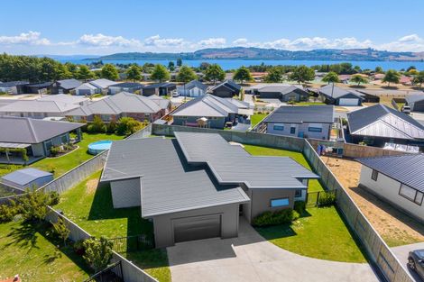 Photo of property in 16 Tawhai Crescent, Wharewaka, Taupo, 3330