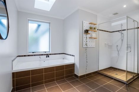 Photo of property in 202b Beach Road, Campbells Bay, Auckland, 0630