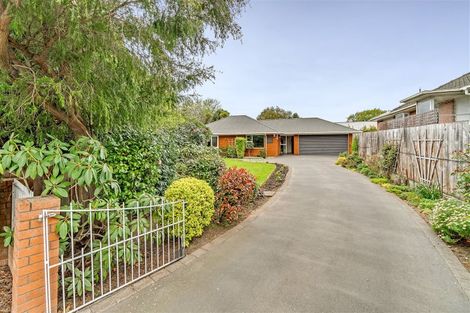Photo of property in 1/216 Grahams Road, Burnside, Christchurch, 8053
